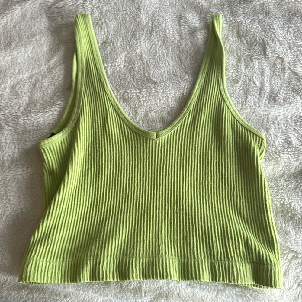 Urban outfitters bright green ribbed tank top size large